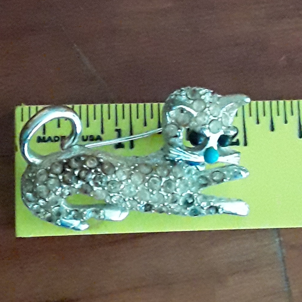 😻 Vintage PIN  Cat Rhinestone Glass Eyes  Brooch  TURQUOISE NOSE - Picture 4 of 16